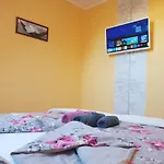 Gyula Apartmán *